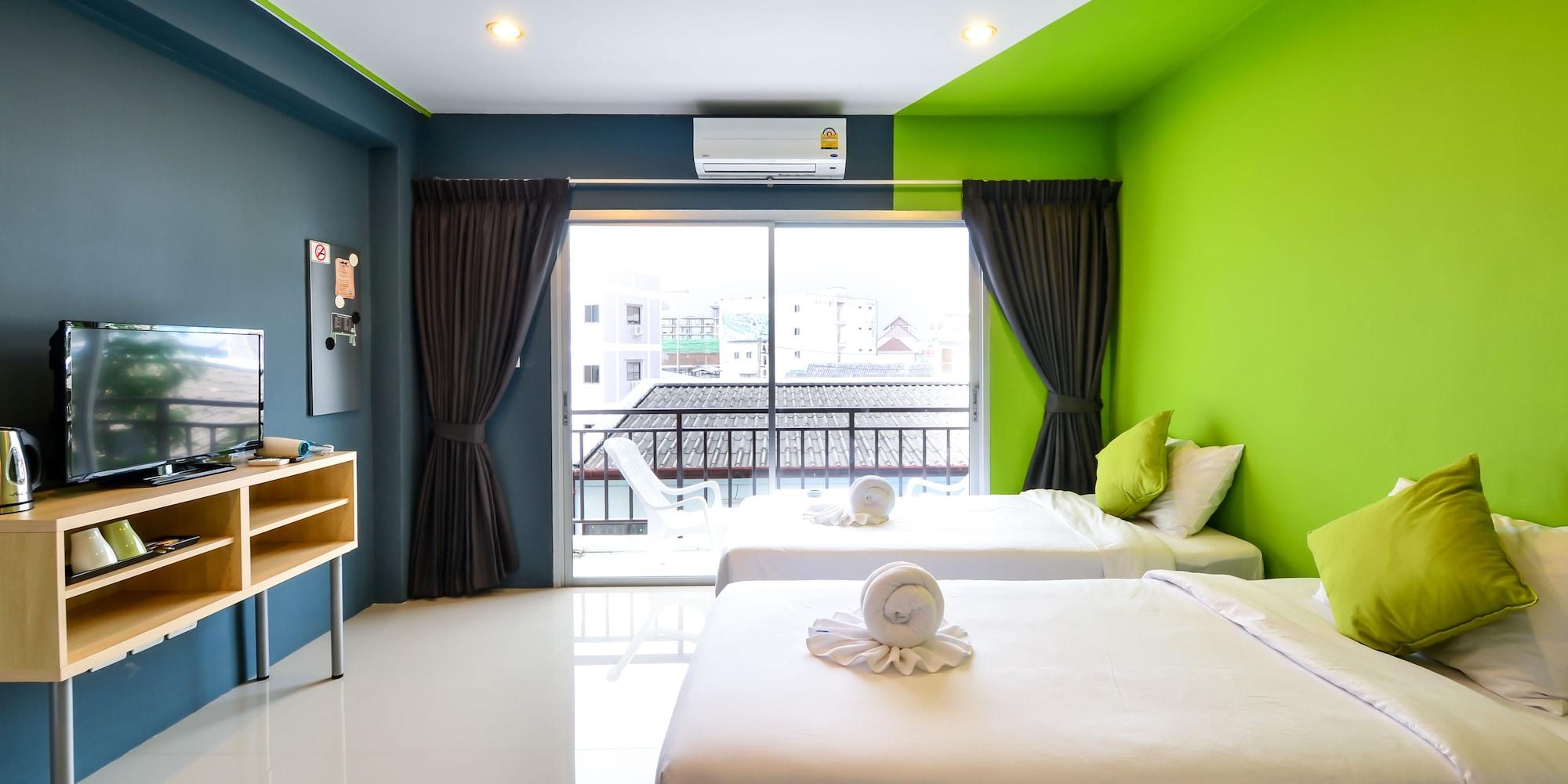 Two Color Hotell