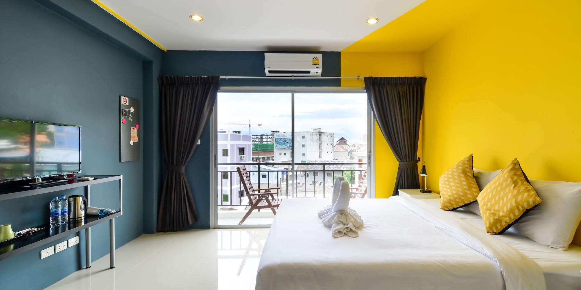 Two Color Hotell 2*